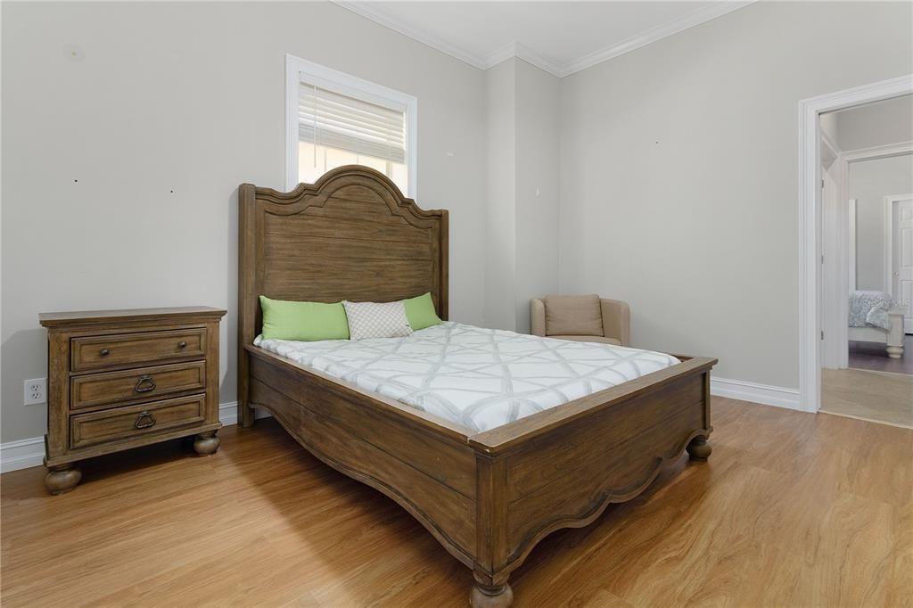 В аренду: $6,900 (5 спален, 4 ванн, 4301 Квадратных фут)
