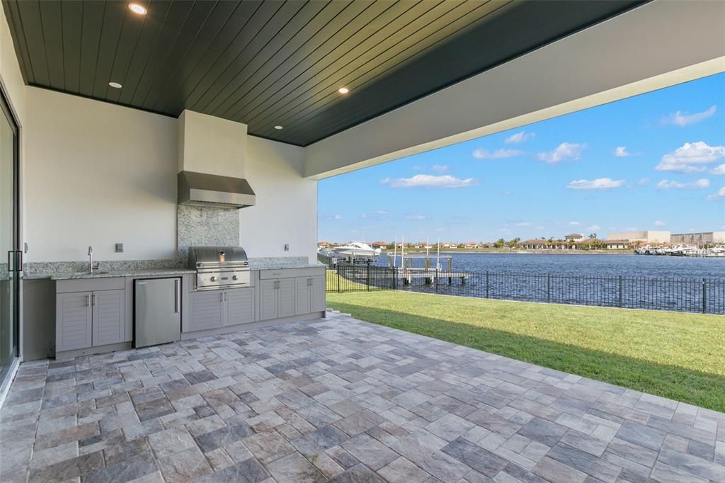 For Sale: $1,444,000 (3 beds, 3 baths, 3008 Square Feet)