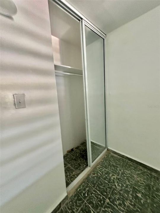 На продажу: $198,000 (3 спален, 1 ванн, 1400 Квадратных фут)