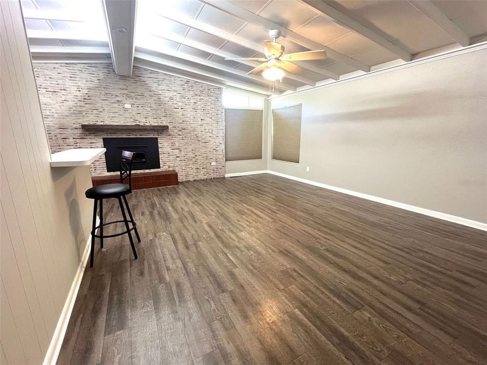 En Renta: $1,650 (3 camas, 2 baños, 1389 Pies cuadrados)