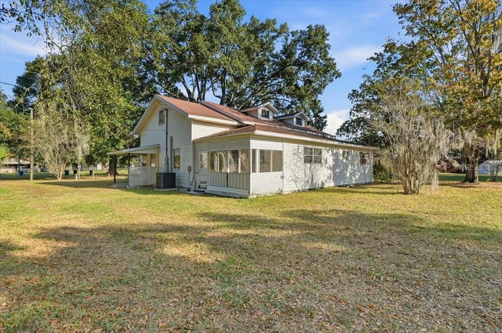 На продажу: $320,000 (3 спален, 2 ванн, 2436 Квадратных фут)