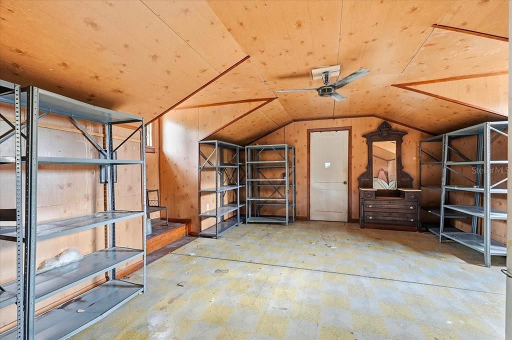 На продажу: $320,000 (3 спален, 2 ванн, 2436 Квадратных фут)