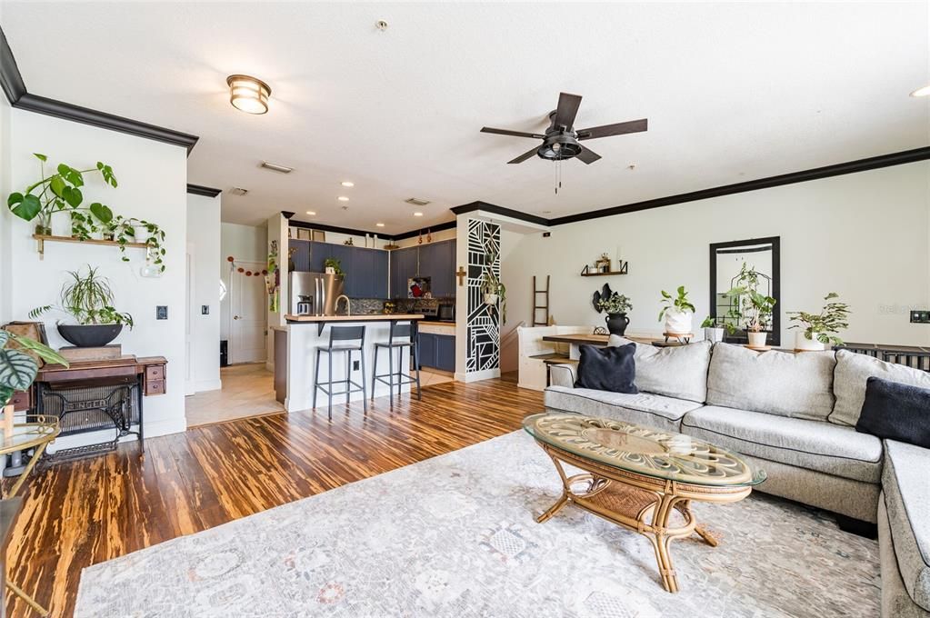 For Sale: $550,000 (4 beds, 3 baths, 1383 Square Feet)