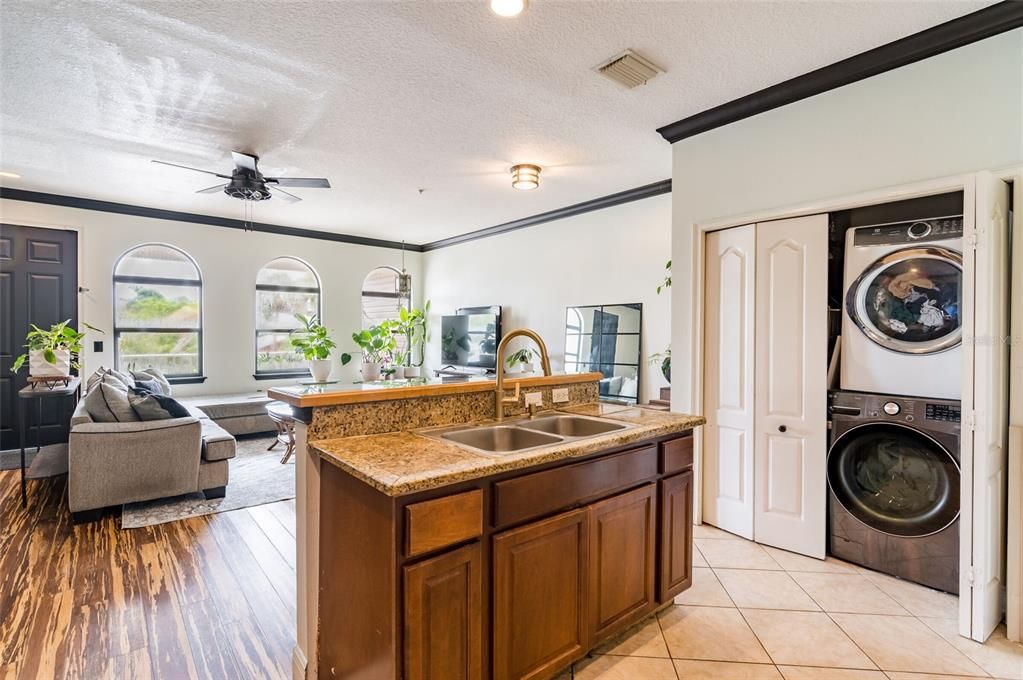 For Sale: $550,000 (4 beds, 3 baths, 1383 Square Feet)