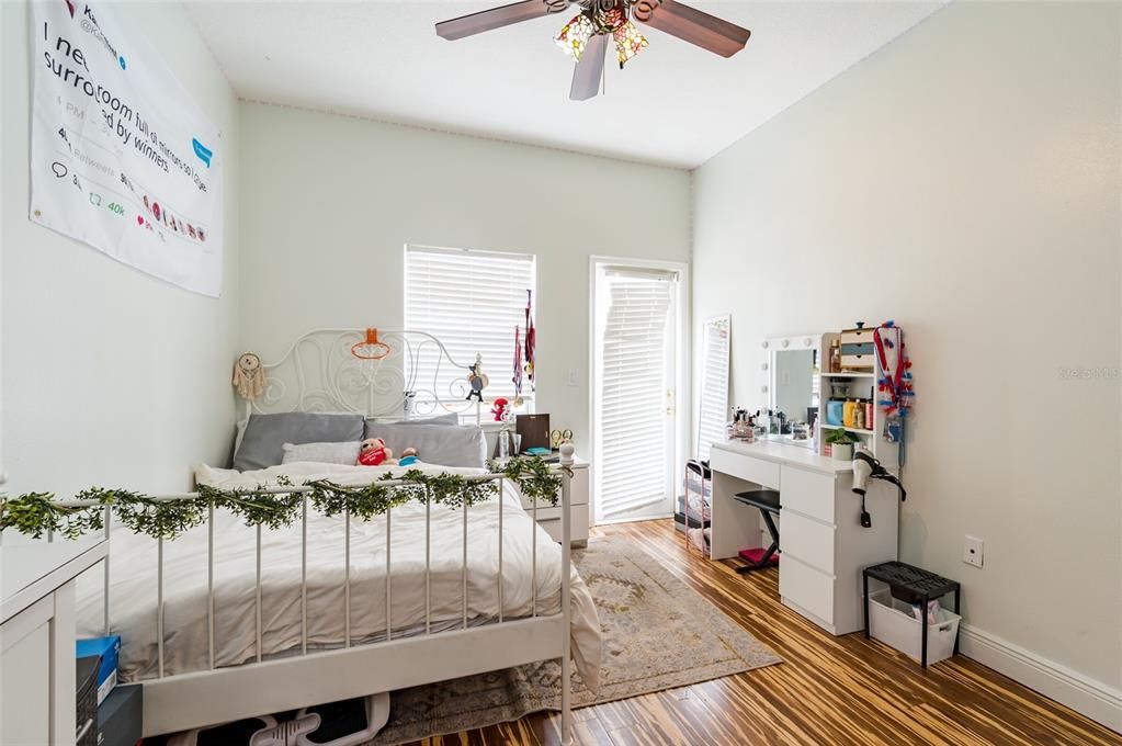 For Sale: $550,000 (4 beds, 3 baths, 1383 Square Feet)