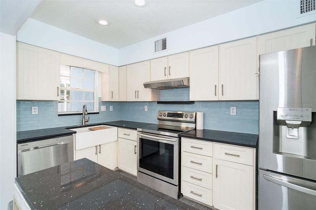 待售: $879,000 (3 贝兹, 3 浴室, 1872 平方英尺)