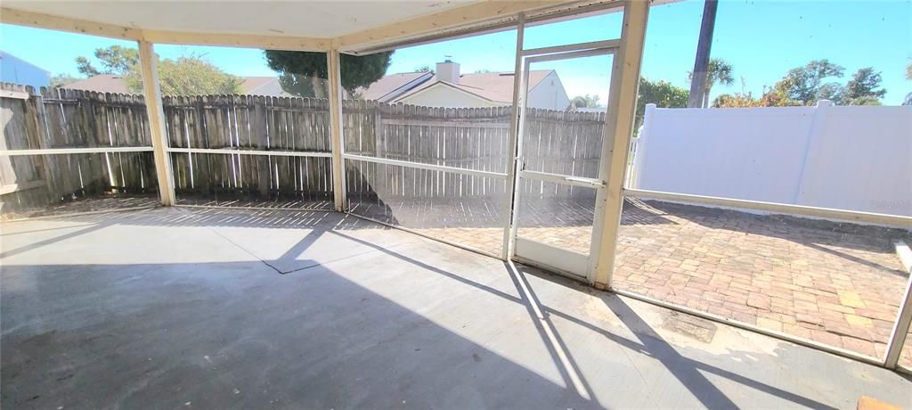 Activo con contrato: $260,000 (2 camas, 2 baños, 1284 Pies cuadrados)