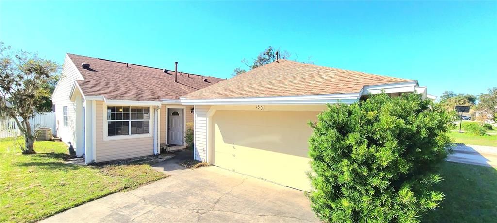 Activo con contrato: $260,000 (2 camas, 2 baños, 1284 Pies cuadrados)