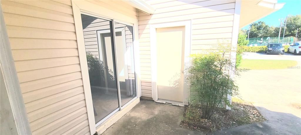 Activo con contrato: $260,000 (2 camas, 2 baños, 1284 Pies cuadrados)