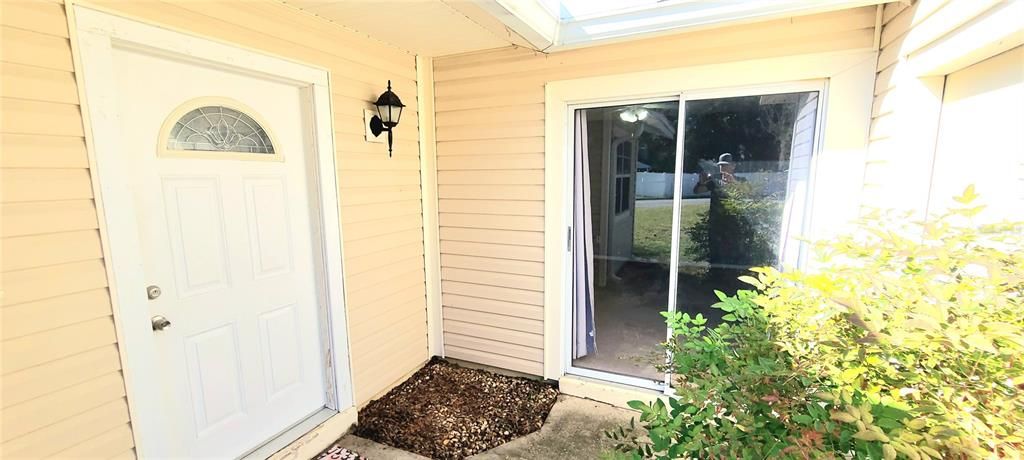 Activo con contrato: $260,000 (2 camas, 2 baños, 1284 Pies cuadrados)