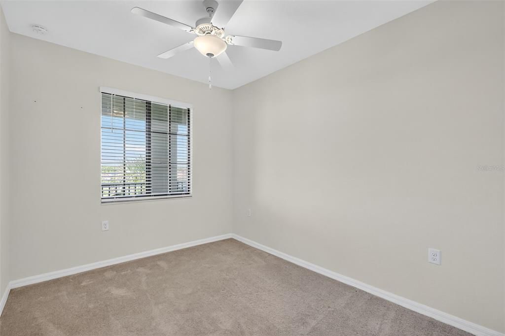 For Sale: $299,900 (2 beds, 2 baths, 1142 Square Feet)