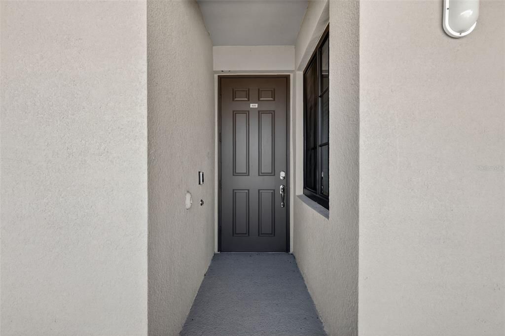 For Sale: $299,900 (2 beds, 2 baths, 1142 Square Feet)