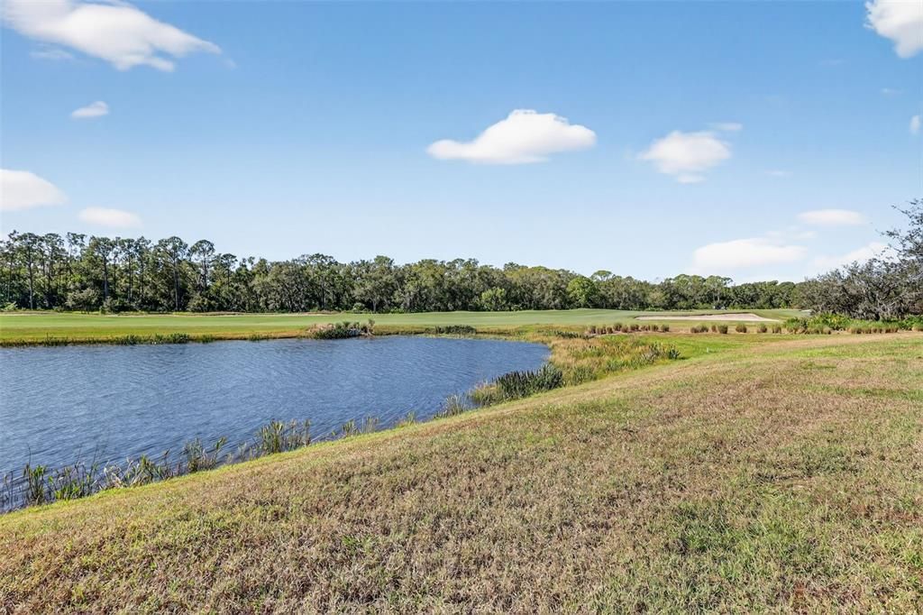 For Sale: $299,900 (2 beds, 2 baths, 1142 Square Feet)