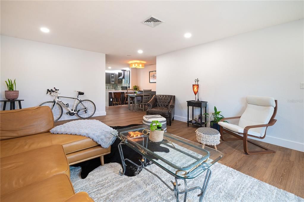 For Rent: $3,600 (2 beds, 2 baths, 1600 Square Feet)