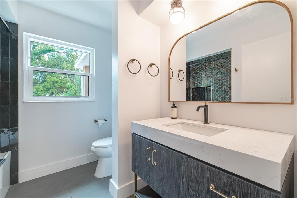 For Rent: $3,600 (2 beds, 2 baths, 1600 Square Feet)