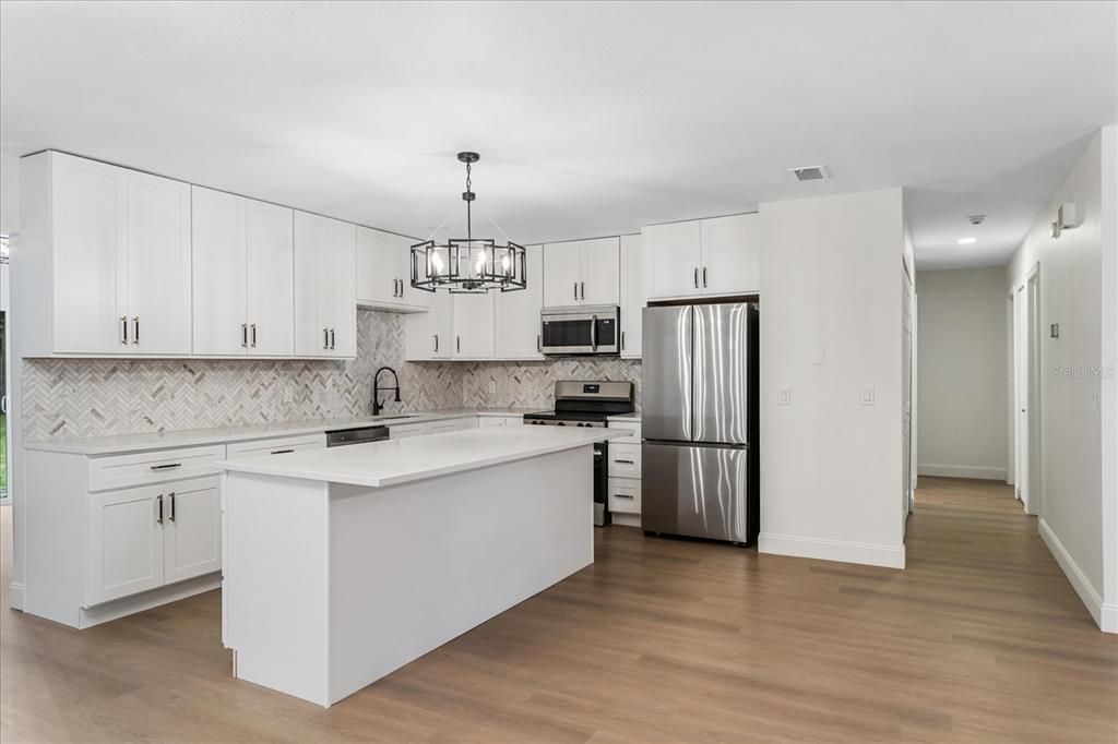 На продажу: $384,000 (3 спален, 2 ванн, 1658 Квадратных фут)