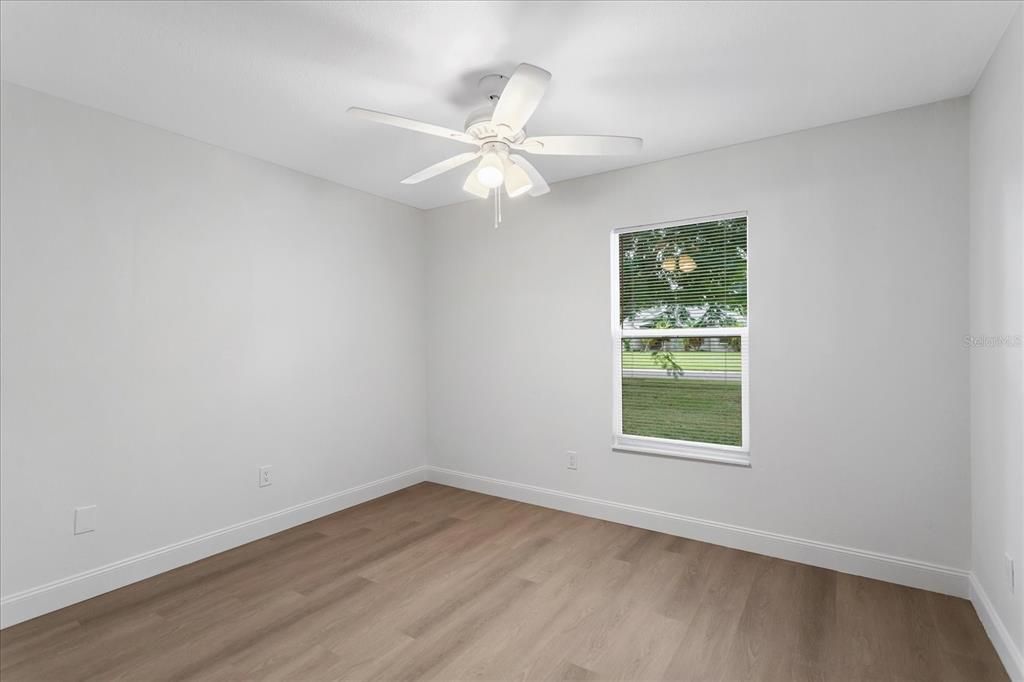 На продажу: $384,000 (3 спален, 2 ванн, 1658 Квадратных фут)