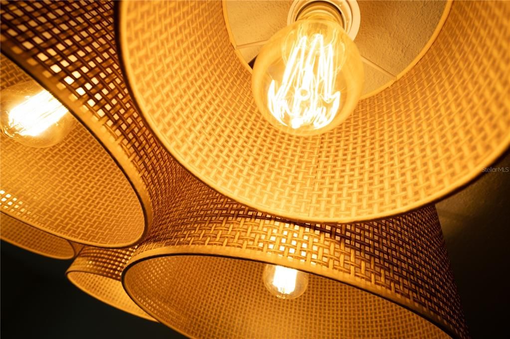 En Venta: $435,000 (2 camas, 2 baños, 1600 Pies cuadrados)