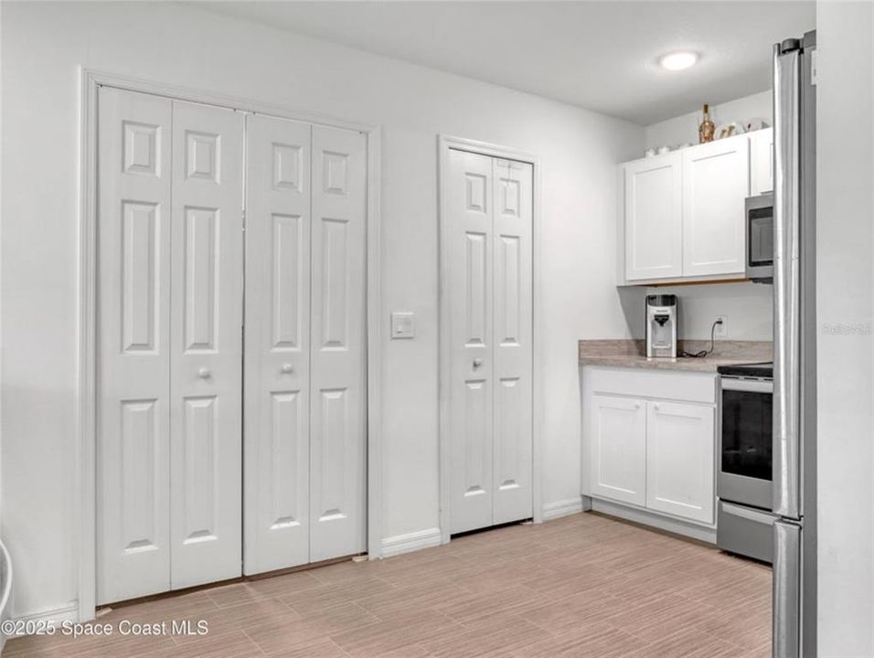 待售: $299,000 (3 贝兹, 2 浴室, 1334 平方英尺)