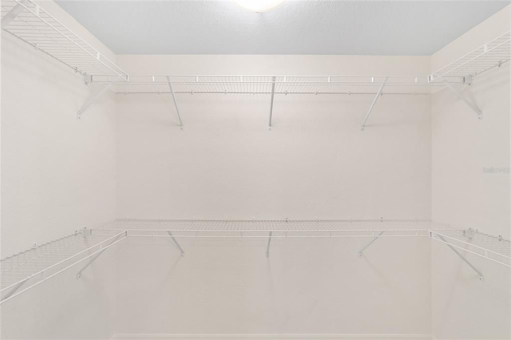 Под контрактом: $272,000 (3 спален, 2 ванн, 1440 Квадратных фут)