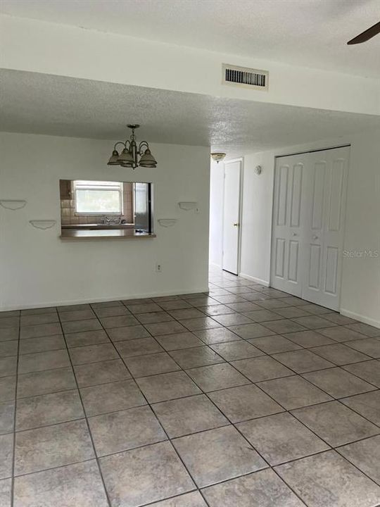 En Renta: $1,300 (2 camas, 1 baños, 952 Pies cuadrados)