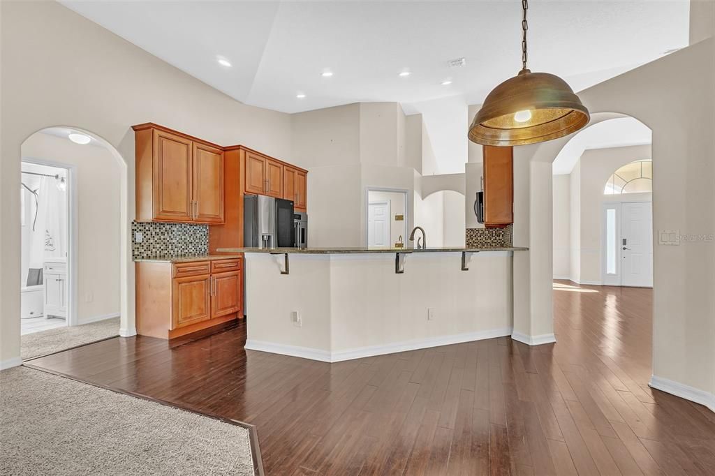 For Sale: $489,000 (4 beds, 3 baths, 2100 Square Feet)