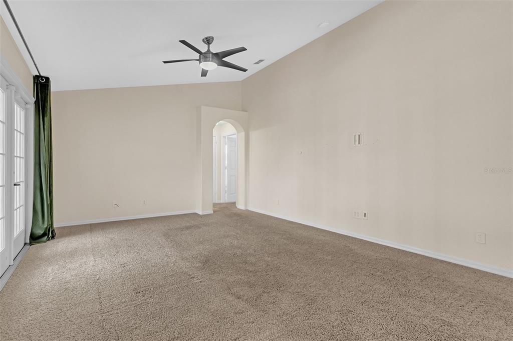 For Sale: $489,000 (4 beds, 3 baths, 2100 Square Feet)