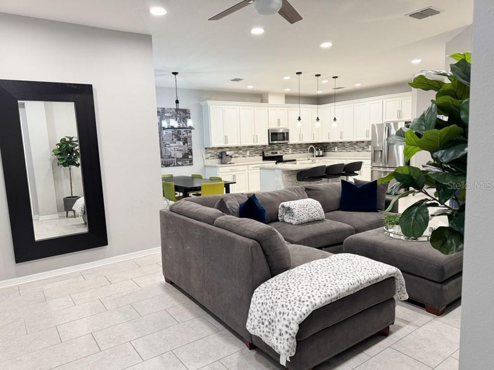 Active With Contract: $3,100 (4 beds, 3 baths, 2190 Square Feet)