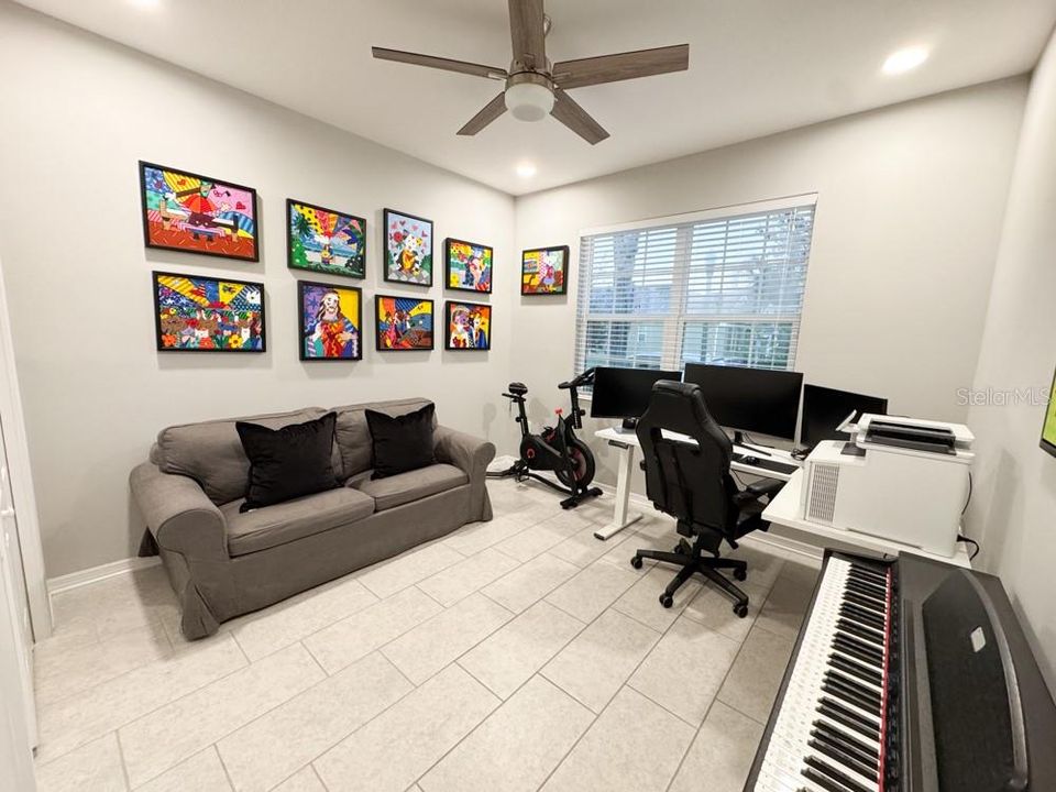 Active With Contract: $3,100 (4 beds, 3 baths, 2190 Square Feet)