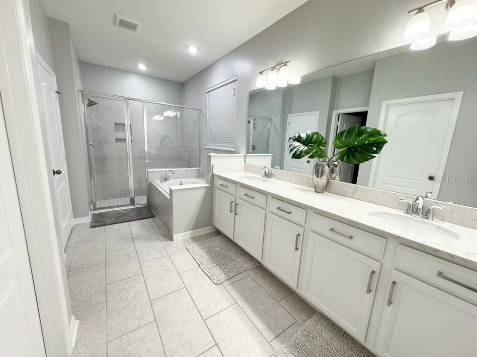 Active With Contract: $3,100 (4 beds, 3 baths, 2190 Square Feet)