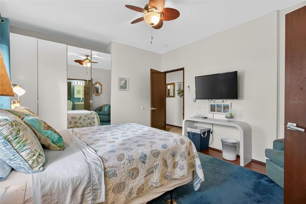 待售: $3,480,000 (7 贝兹, 7 浴室, 5168 平方英尺)