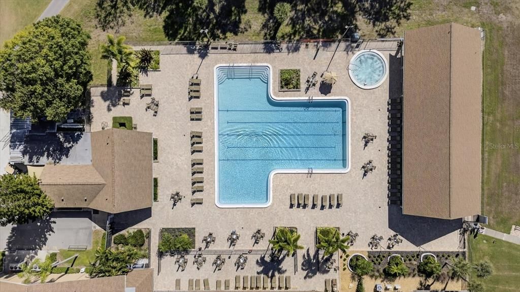 For Sale: $185,000 (2 beds, 2 baths, 1000 Square Feet)