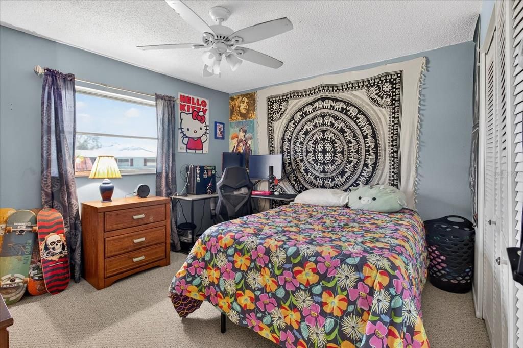 For Sale: $185,000 (2 beds, 2 baths, 1000 Square Feet)