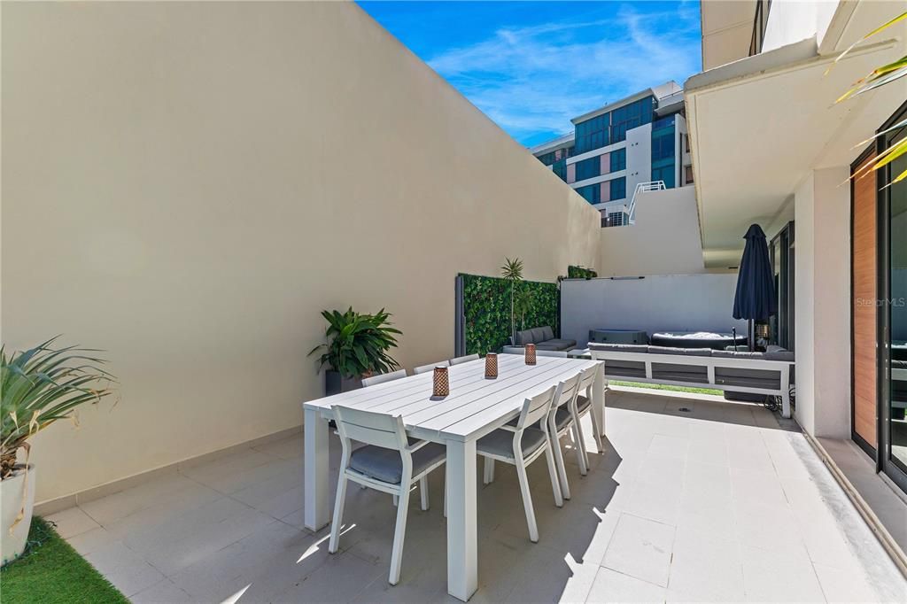 For Rent: $7,500 (2 beds, 2 baths, 2169 Square Feet)