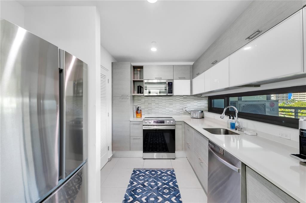 For Rent: $7,500 (2 beds, 2 baths, 2169 Square Feet)