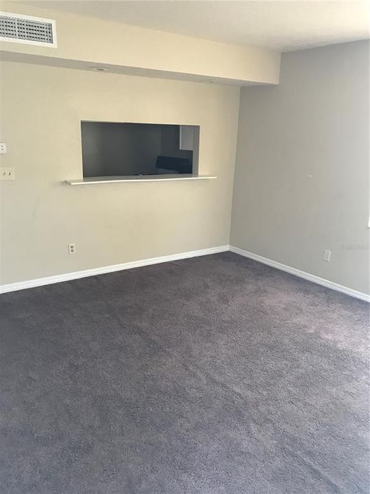 出租: $1,200 (1 贝兹, 1 浴室, 504 平方英尺)