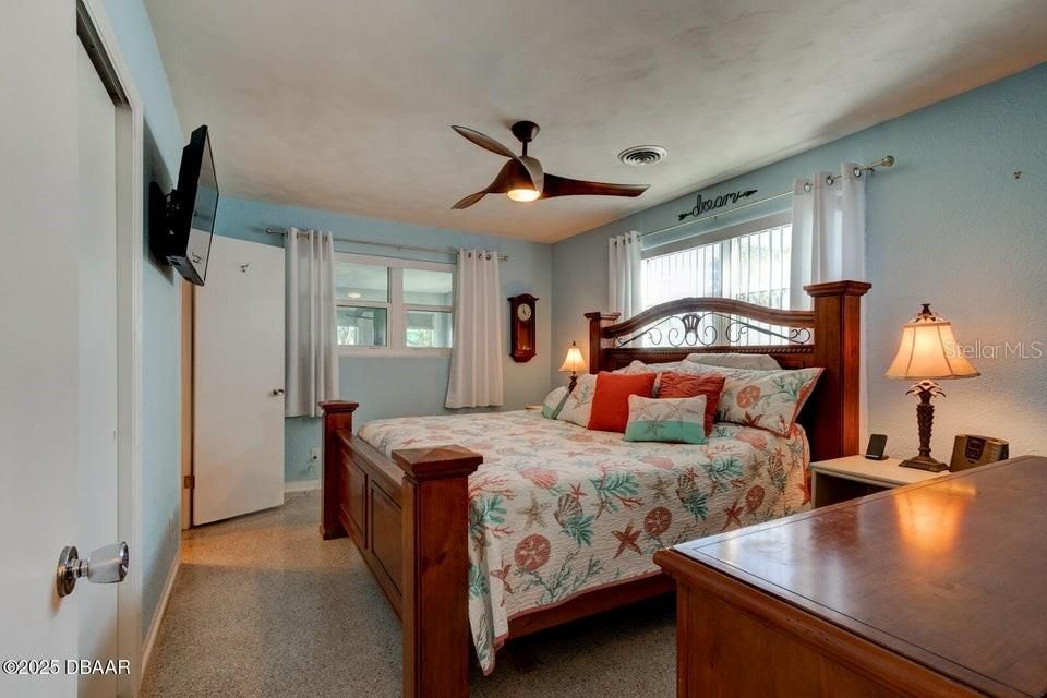 For Sale: $474,700 (3 beds, 2 baths, 1740 Square Feet)