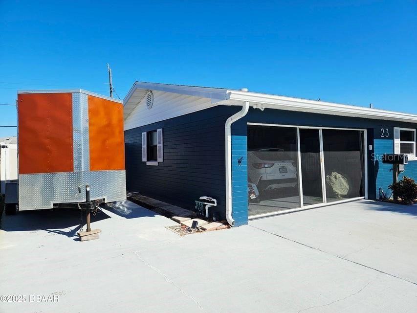 For Sale: $474,700 (3 beds, 2 baths, 1740 Square Feet)