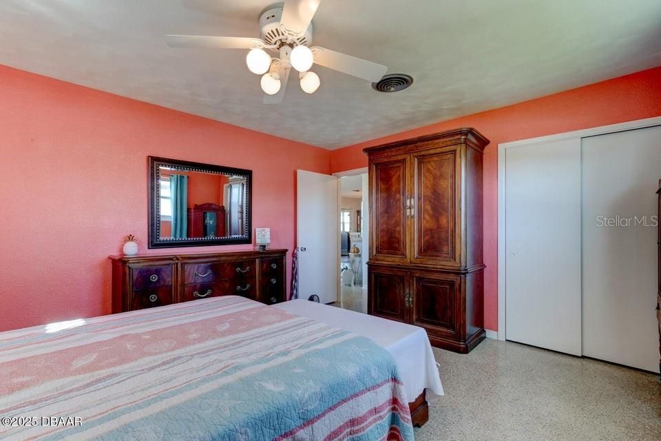 For Sale: $474,700 (3 beds, 2 baths, 1740 Square Feet)