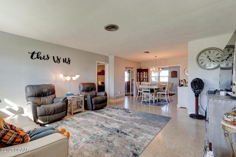 For Sale: $474,700 (3 beds, 2 baths, 1740 Square Feet)