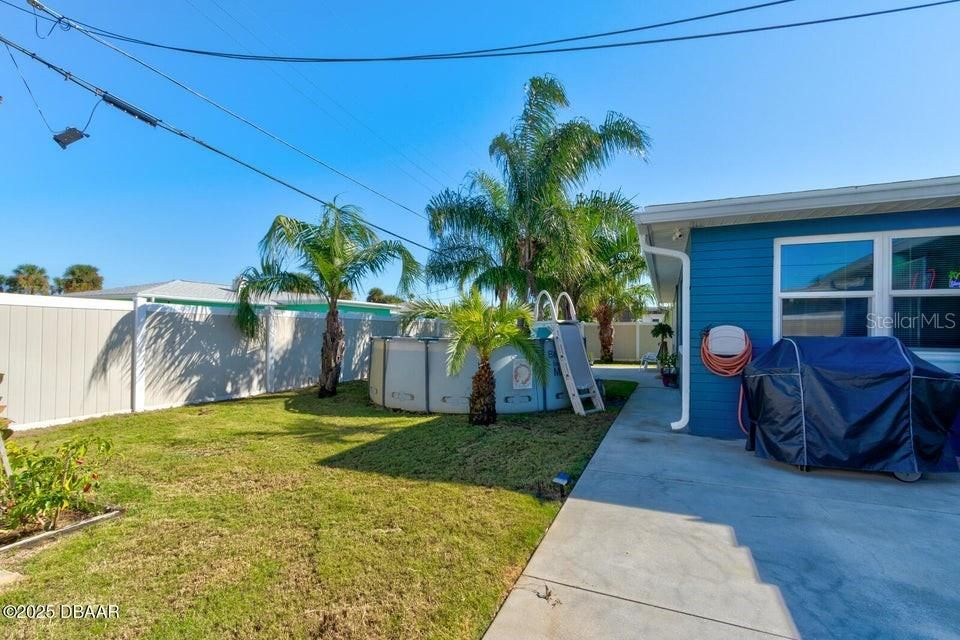 For Sale: $474,700 (3 beds, 2 baths, 1740 Square Feet)