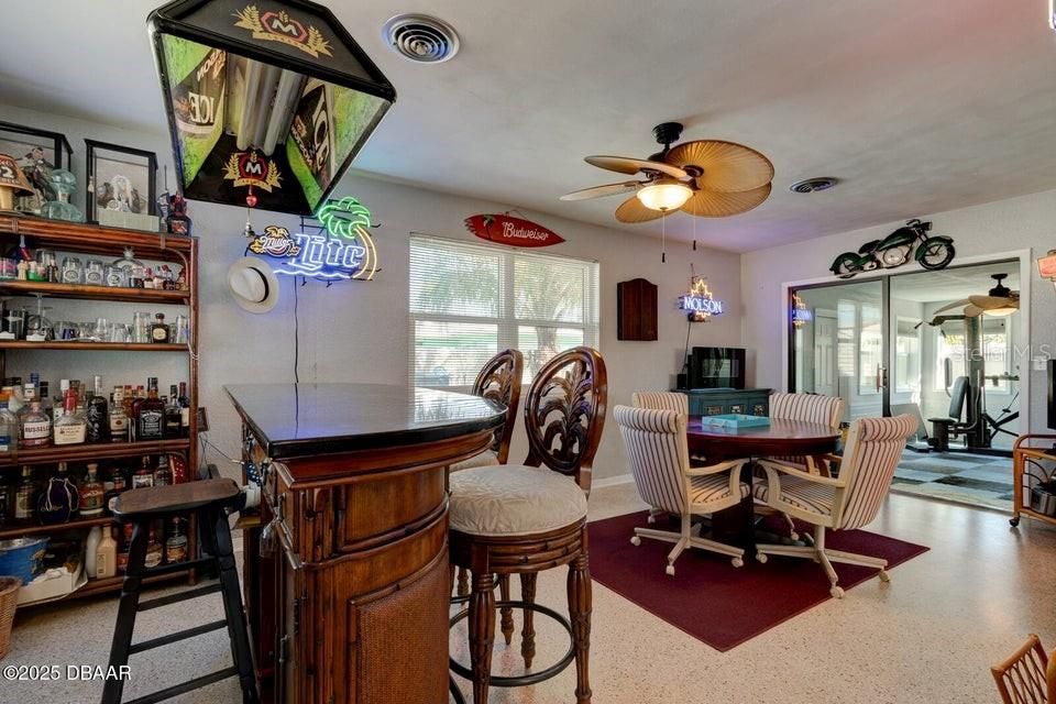 For Sale: $474,700 (3 beds, 2 baths, 1740 Square Feet)