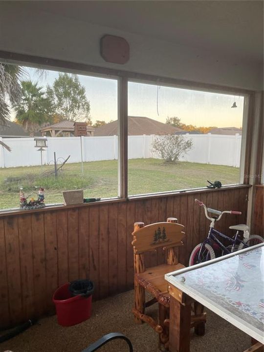 На продажу: $289,900 (4 спален, 2 ванн, 1775 Квадратных фут)