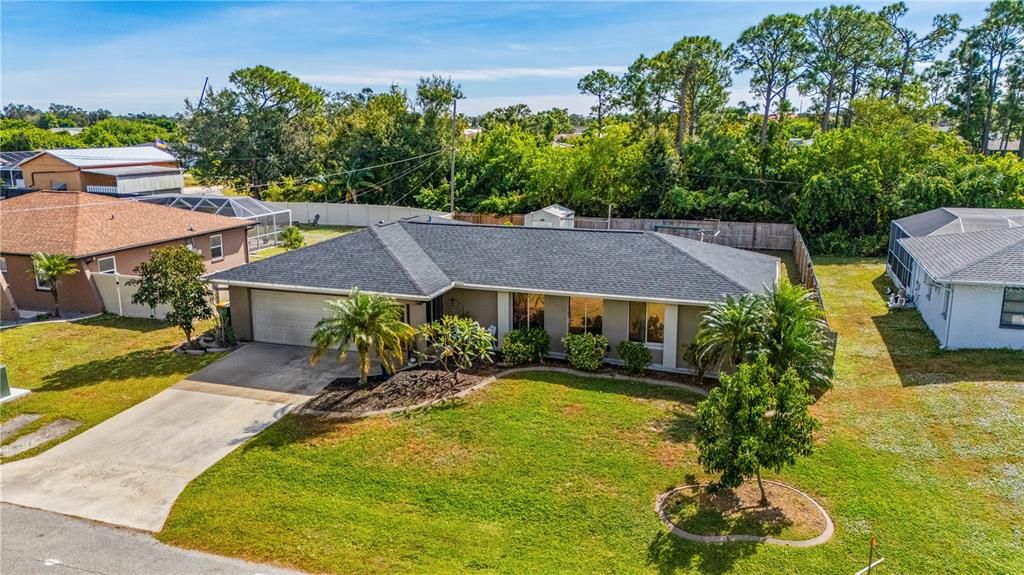 Под контрактом: $239,000 (3 спален, 2 ванн, 1360 Квадратных фут)