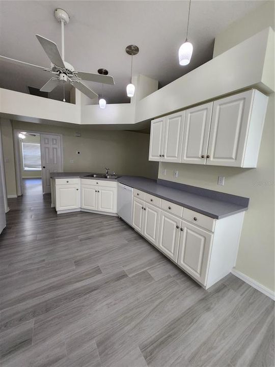 Active With Contract: $2,195 (4 beds, 2 baths, 2080 Square Feet)