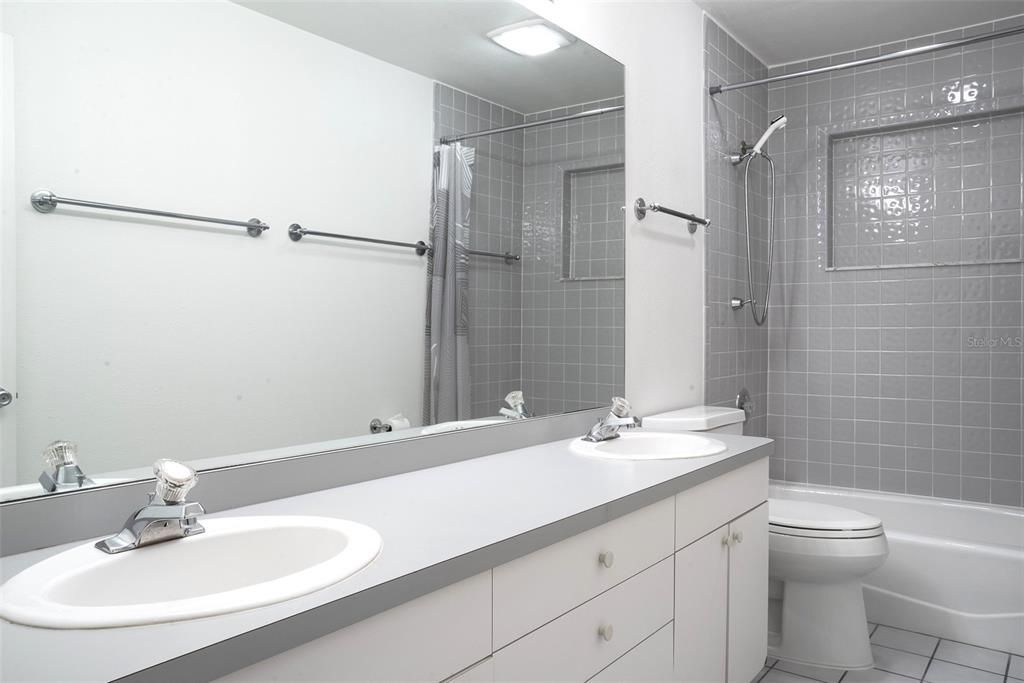 For Sale: $1,145,000 (0 beds, 0 baths, 6311 Square Feet)