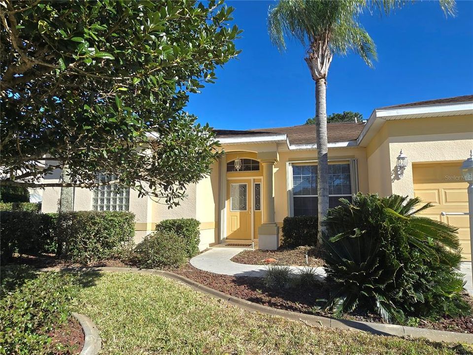 Active With Contract: $320,000 (2 beds, 2 baths, 2399 Square Feet)