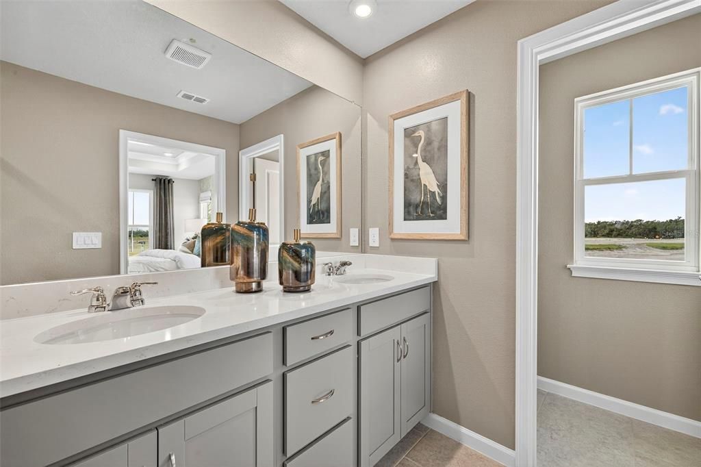 For Sale: $314,923 (3 beds, 2 baths, 1828 Square Feet)