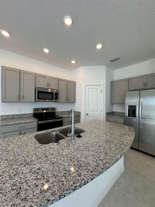 En Renta: $1,895 (3 camas, 2 baños, 1404 Pies cuadrados)