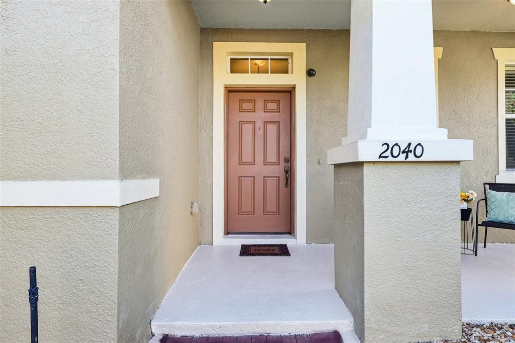 En Venta: $443,000 (4 camas, 2 baños, 1981 Pies cuadrados)